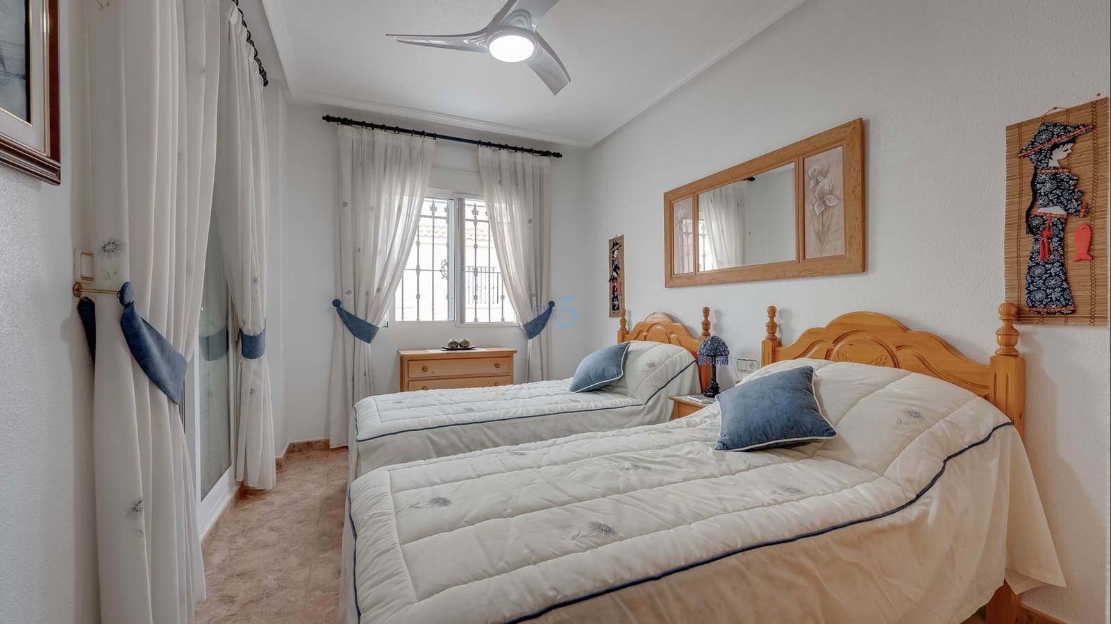 2 soveværelse Byhus til salg i La Zenia med swimmingpool - € 249.950 (Ref: 9849931)