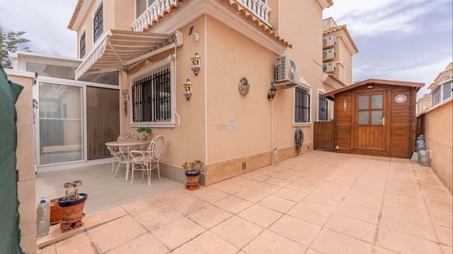 2 bedroom Townhouse for sale in La Zenia, Orihuela with pool - € 249,950 (Ref: 9849931)