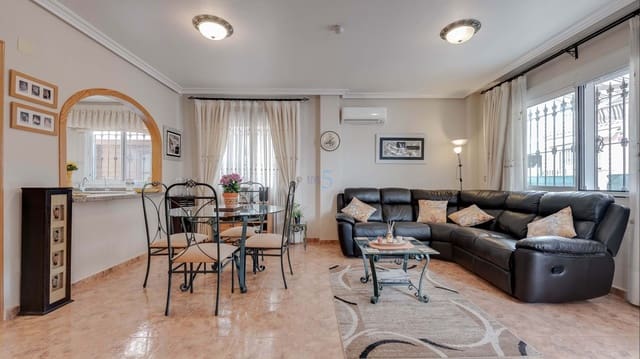 2 bedroom Townhouse for sale in La Zenia, Orihuela with pool - € 249,950 (Ref: 9849931)