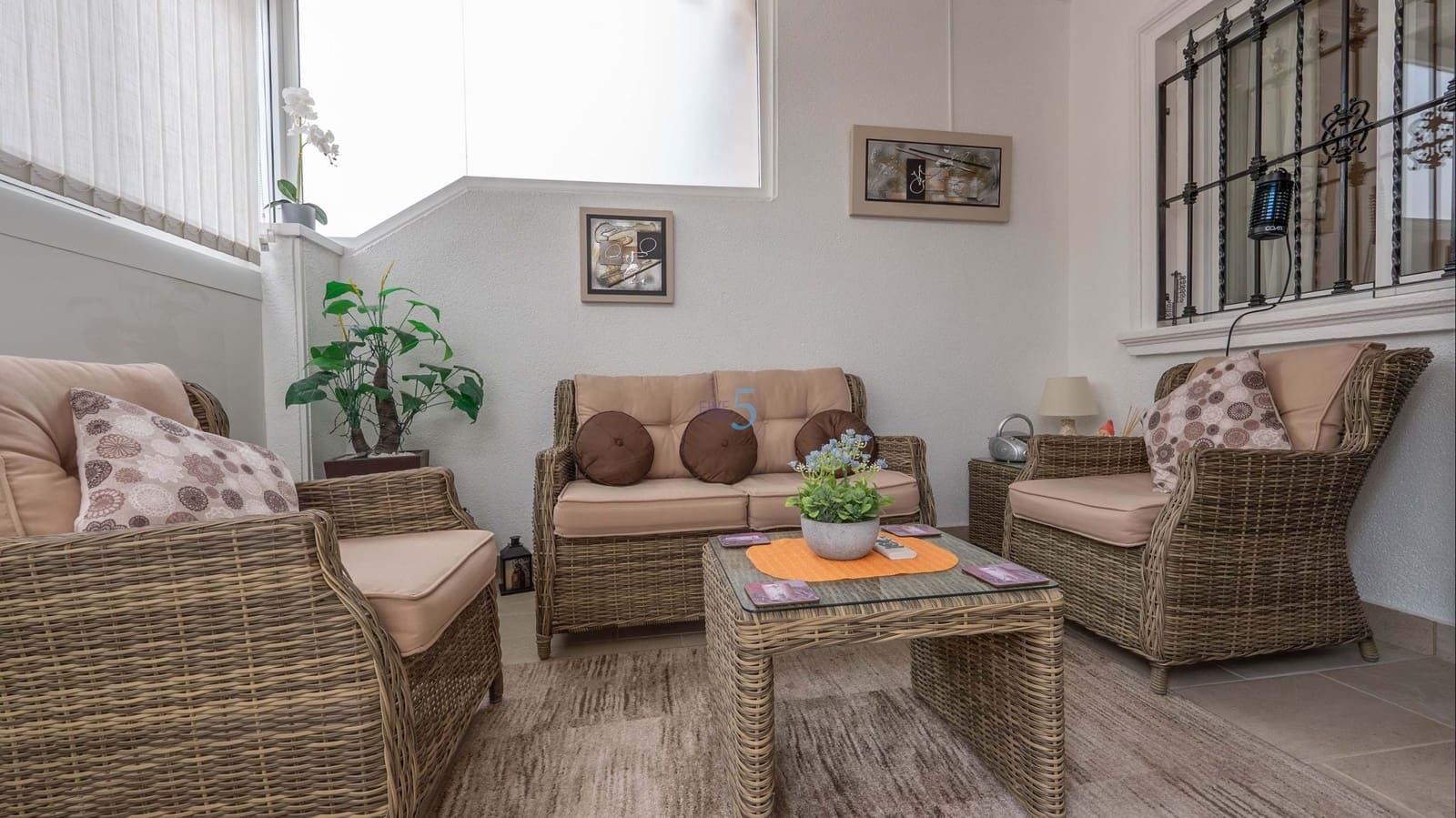 2 soveværelse Byhus til salg i La Zenia med swimmingpool - € 249.950 (Ref: 9849931)