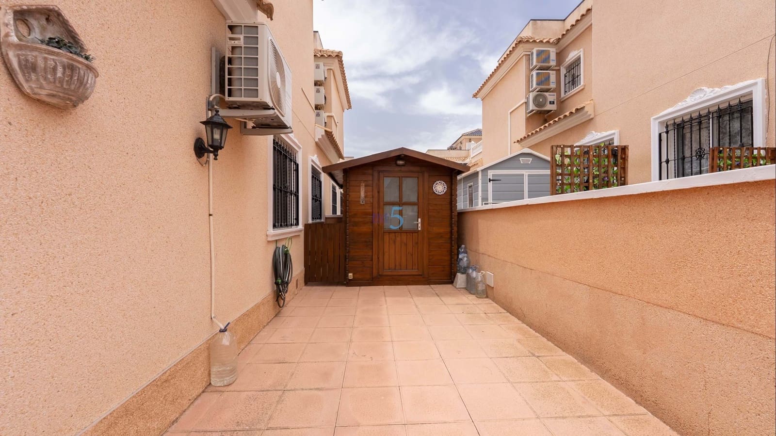 2 soveværelse Byhus til salg i La Zenia med swimmingpool - € 249.950 (Ref: 9849931)