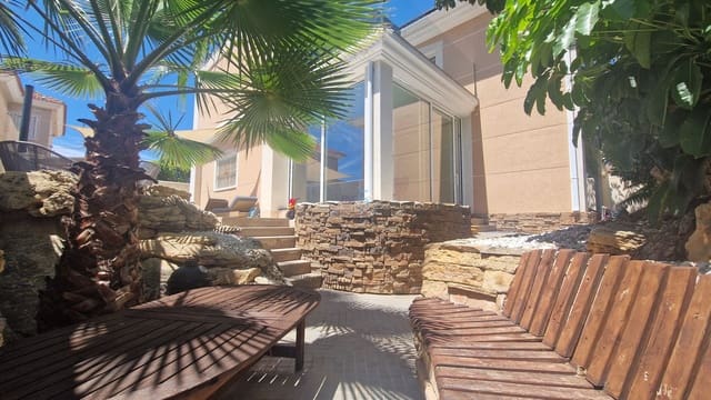 4 sovrum Villa till salu i Los Alcázares med pool garage - 695 000 € (Ref: 9850415)