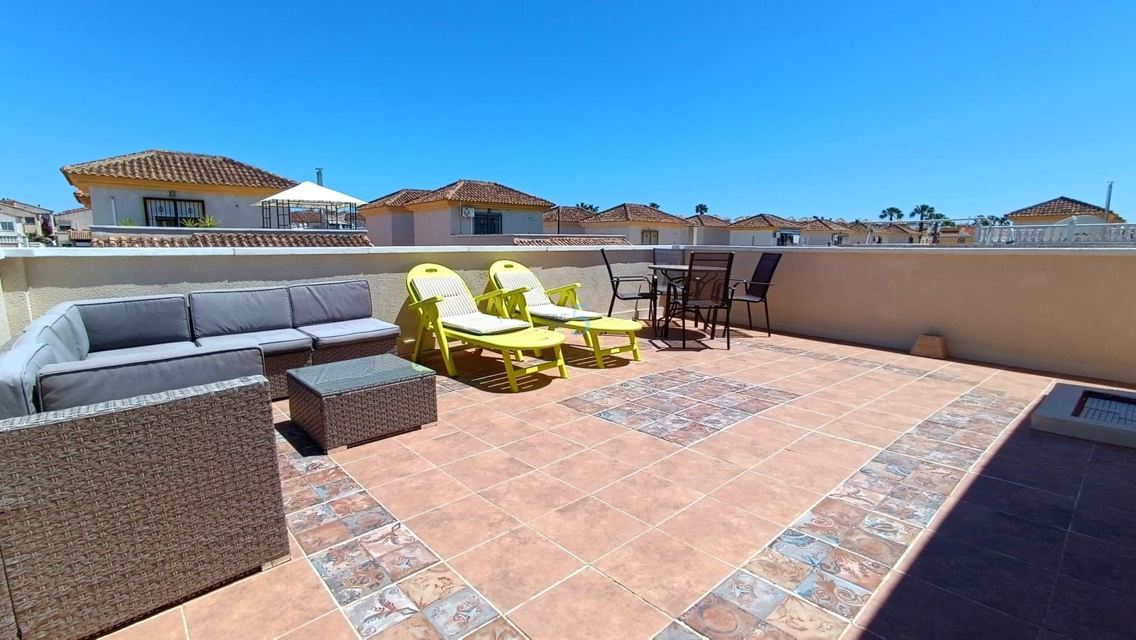 3 bedroom Villa for sale in Lo Crispin with pool - € 235,000 (Ref: 9850533)