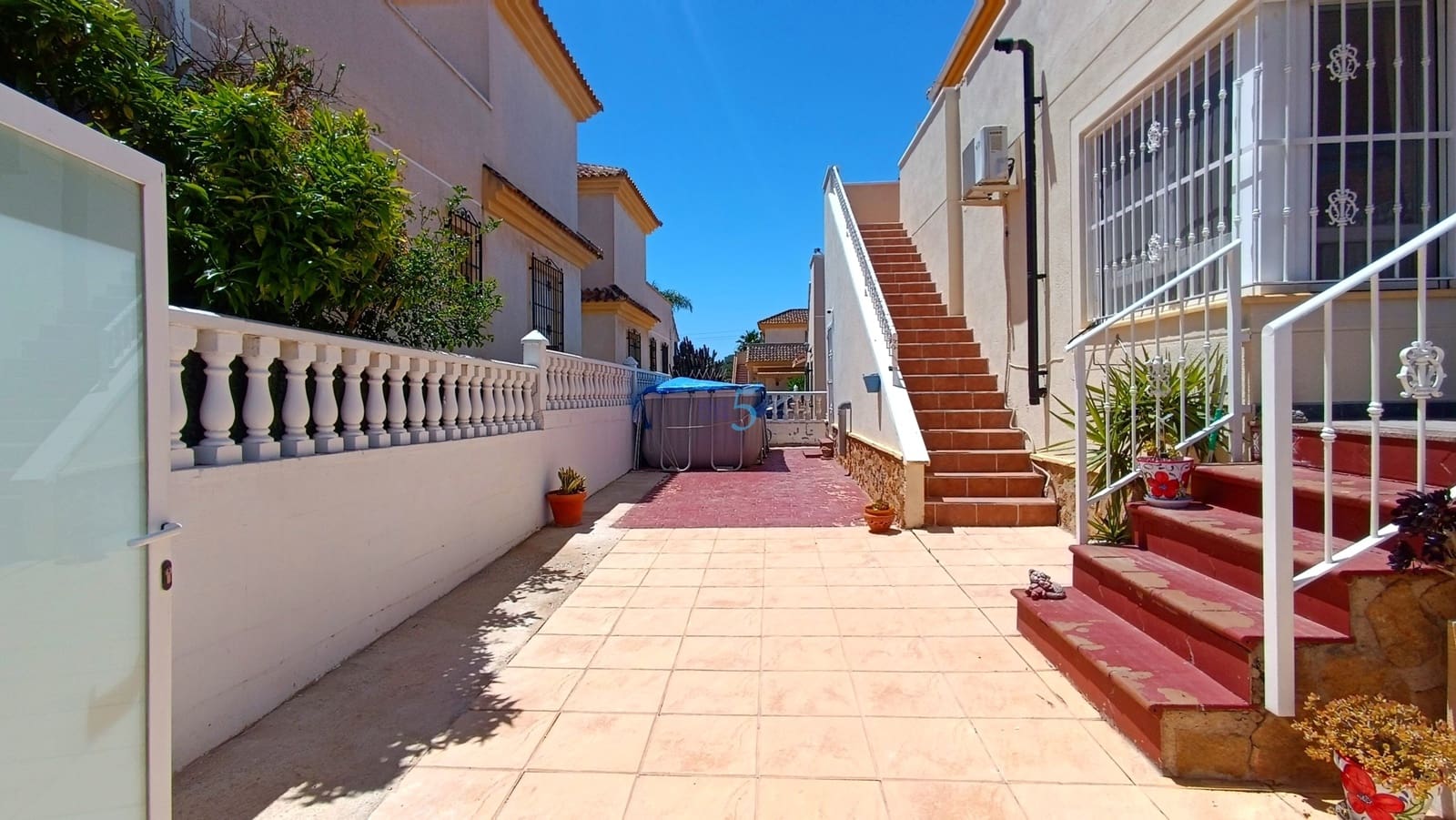 3 bedroom Villa for sale in Lo Crispin with pool - € 235,000 (Ref: 9850533)