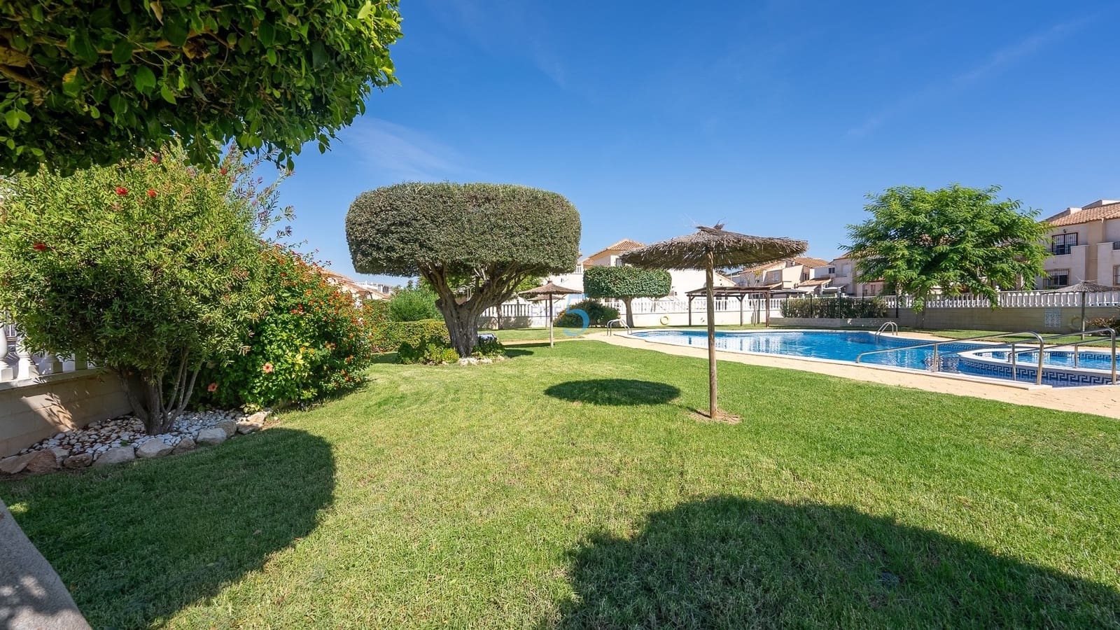 3 bedroom Villa for sale in Lo Crispin with pool - € 235,000 (Ref: 9850533)