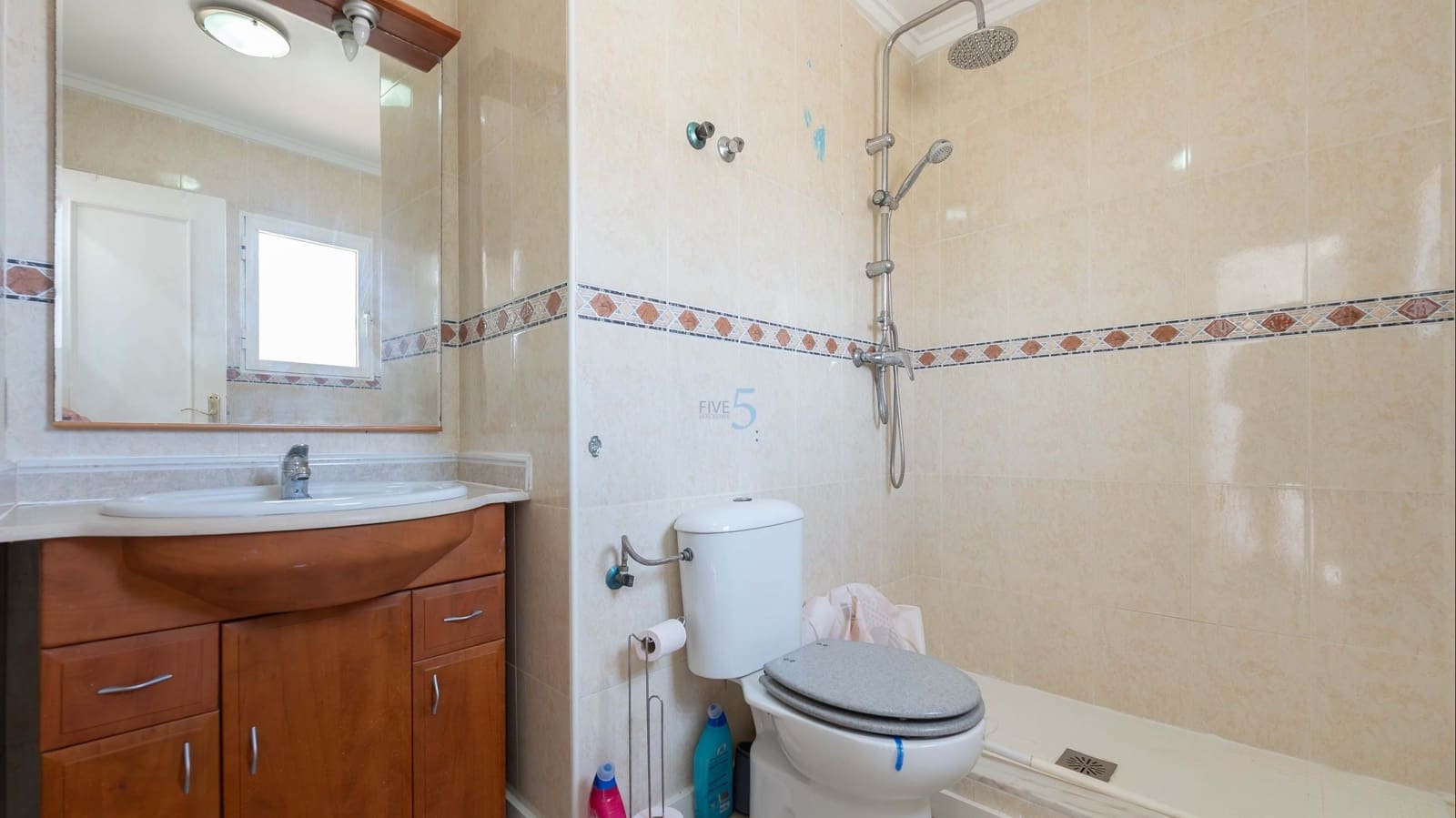 3 makuuhuone Huvila myytävänä paikassa Lo Crispin mukana uima-altaan - 235 000 € (Ref: 9850533)