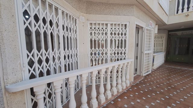 1 soverom Leilighet til salgs i Torrevieja - € 95 000 (Ref: 9850535)