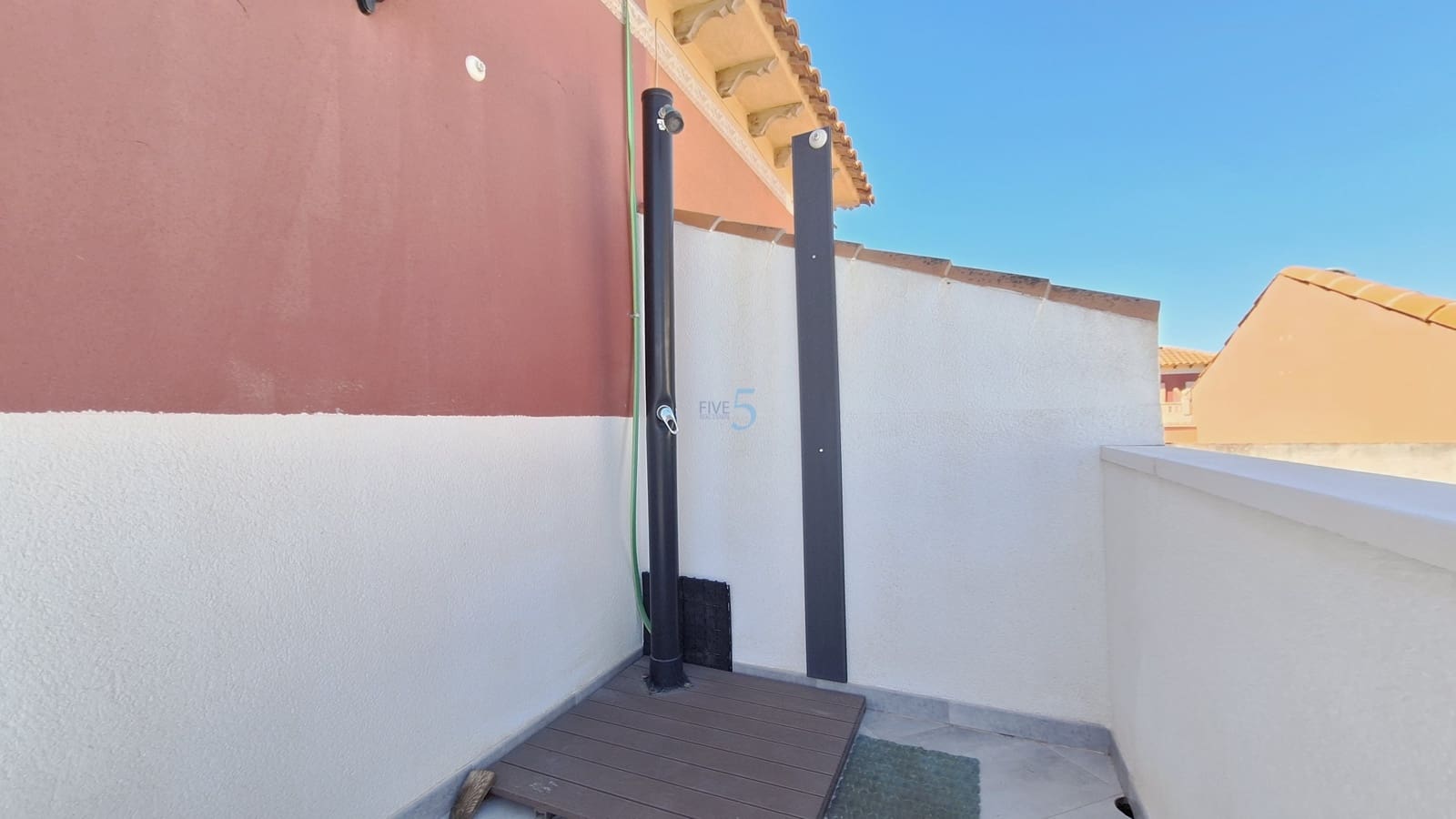 3 slaapkamer Halfvrijstaande villa te koop in Torrevieja met zwembad garage - € 169.900 (Ref: 9850776)