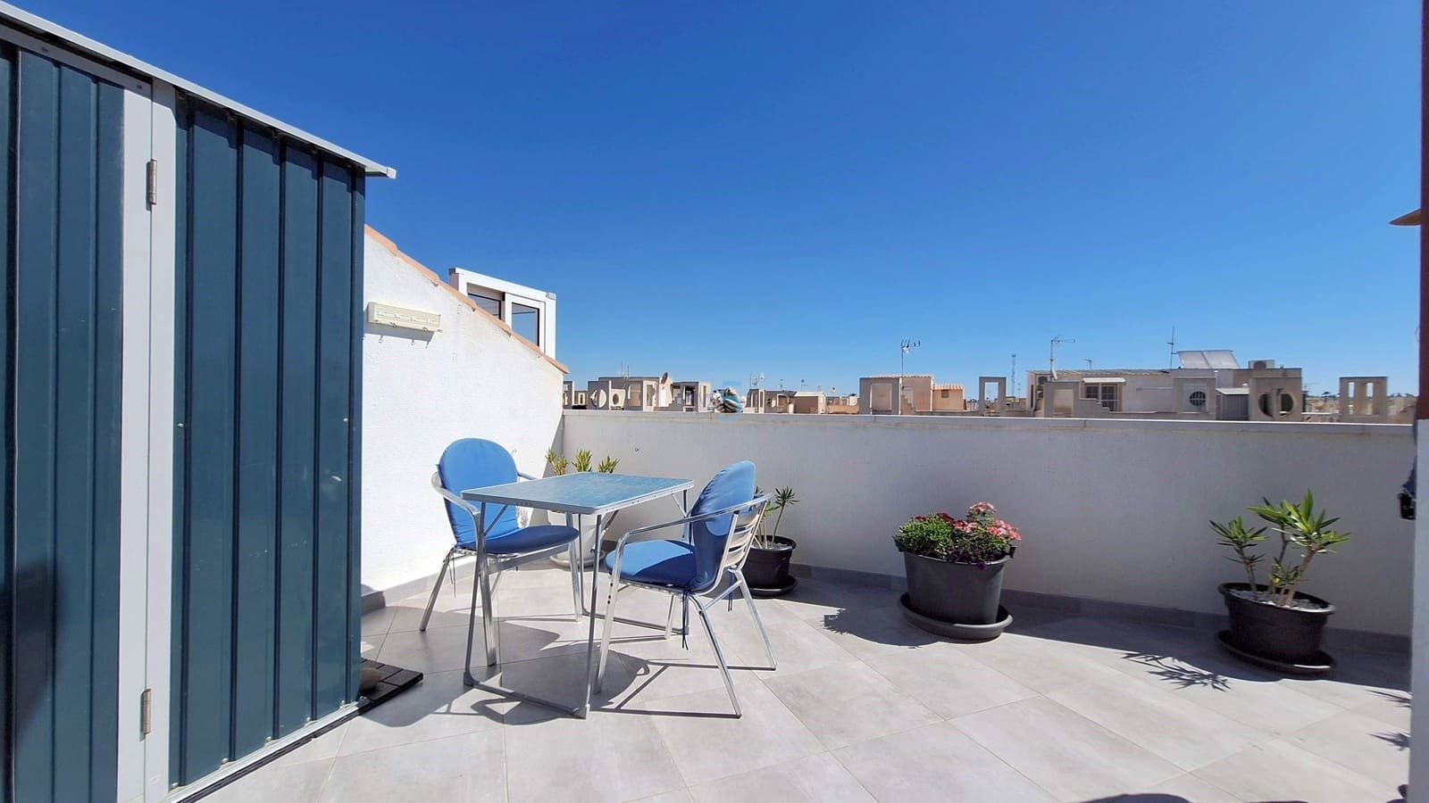 3 slaapkamer Halfvrijstaande villa te koop in Torrevieja met zwembad garage - € 169.900 (Ref: 9850776)