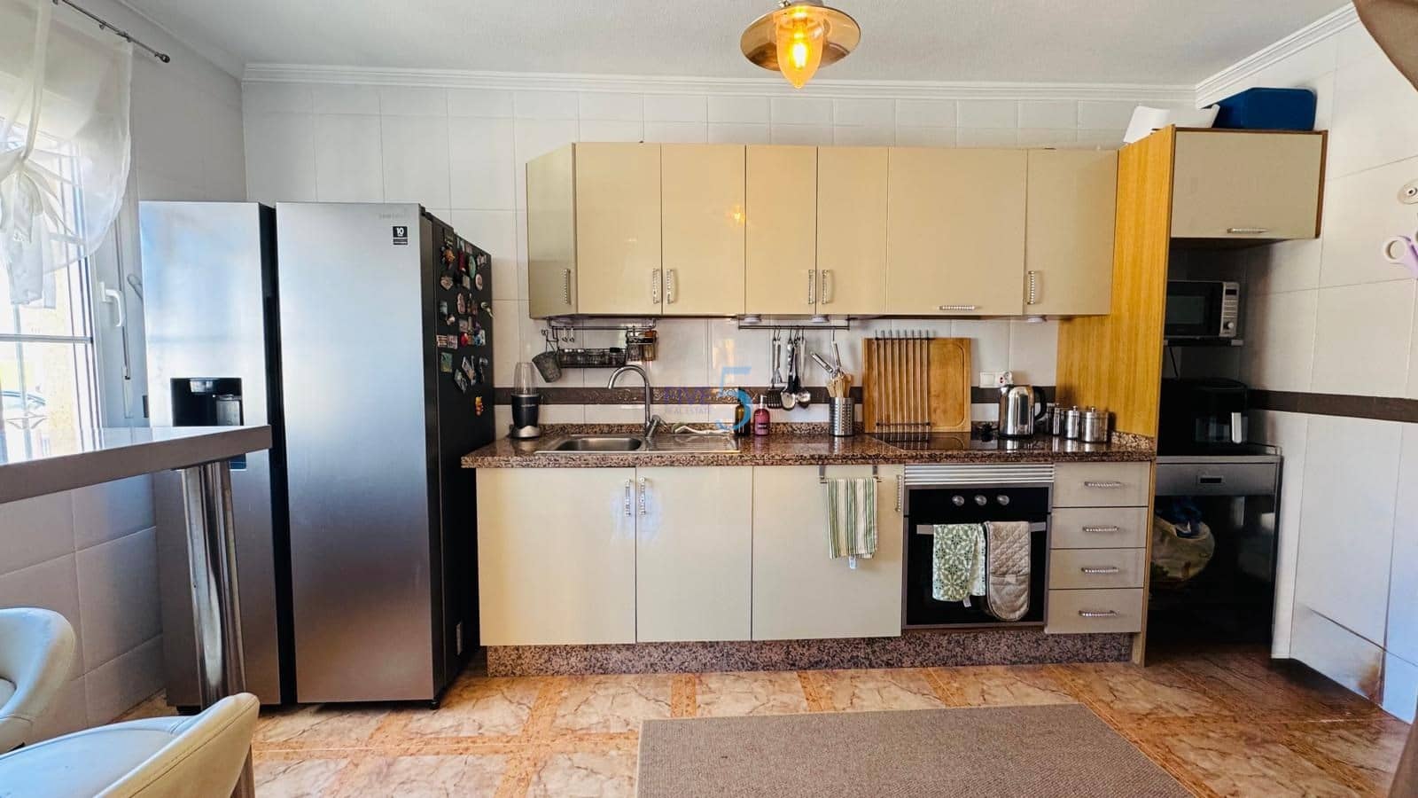 2 makuuhuone Huoneisto myytävänä paikassa Villamartin mukana uima-altaan 
autotalli - 199 000 € (Ref: 9850777)