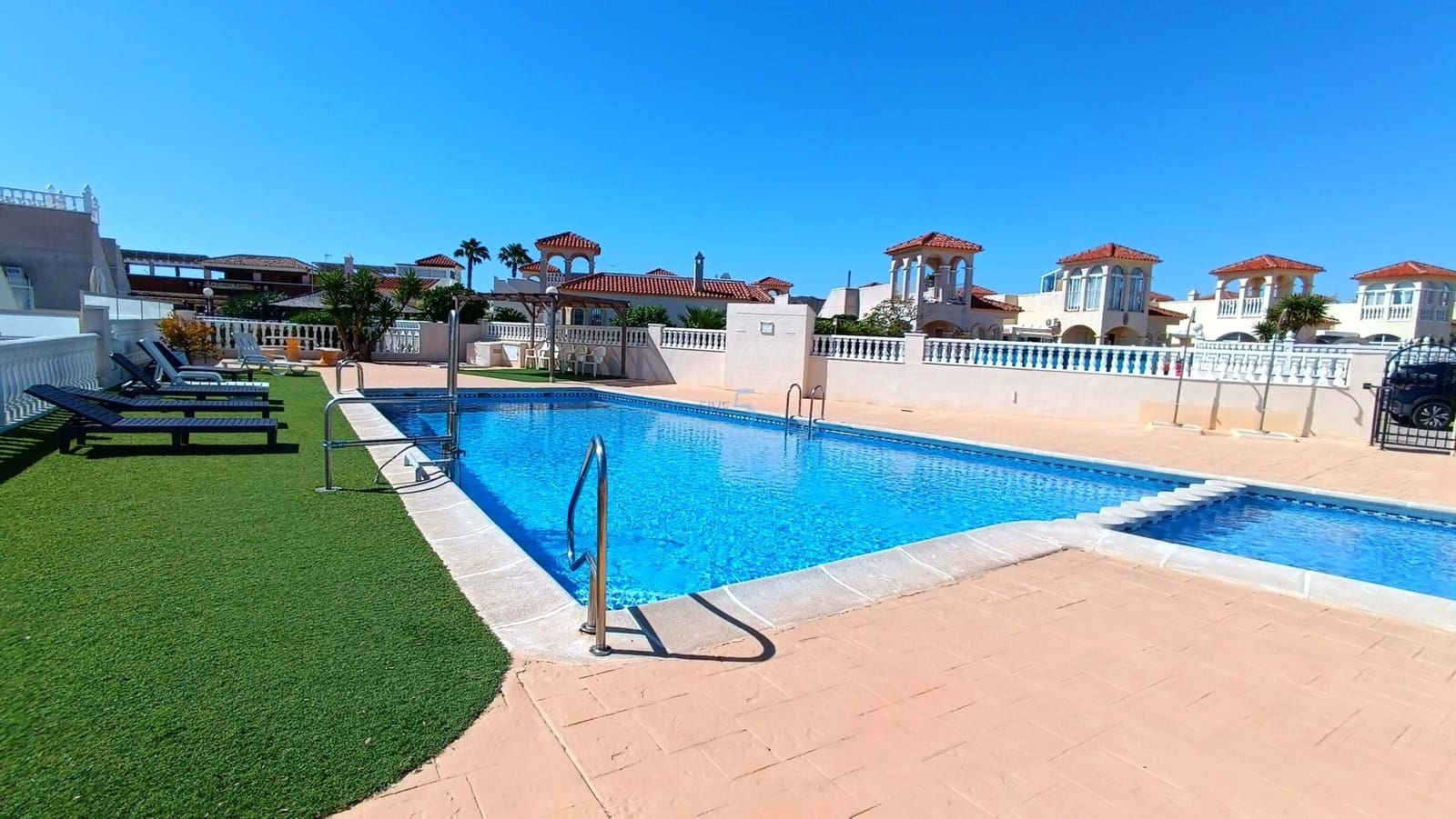 2 bedroom Villa for sale in Lo Crispin with pool - € 225,000 (Ref: 9854457)