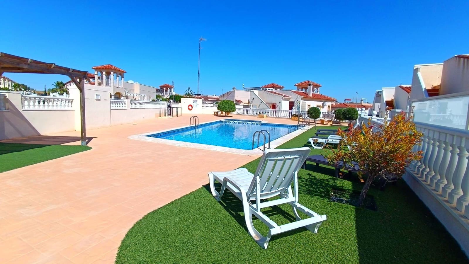 2 bedroom Villa for sale in Lo Crispin with pool - € 225,000 (Ref: 9854457)