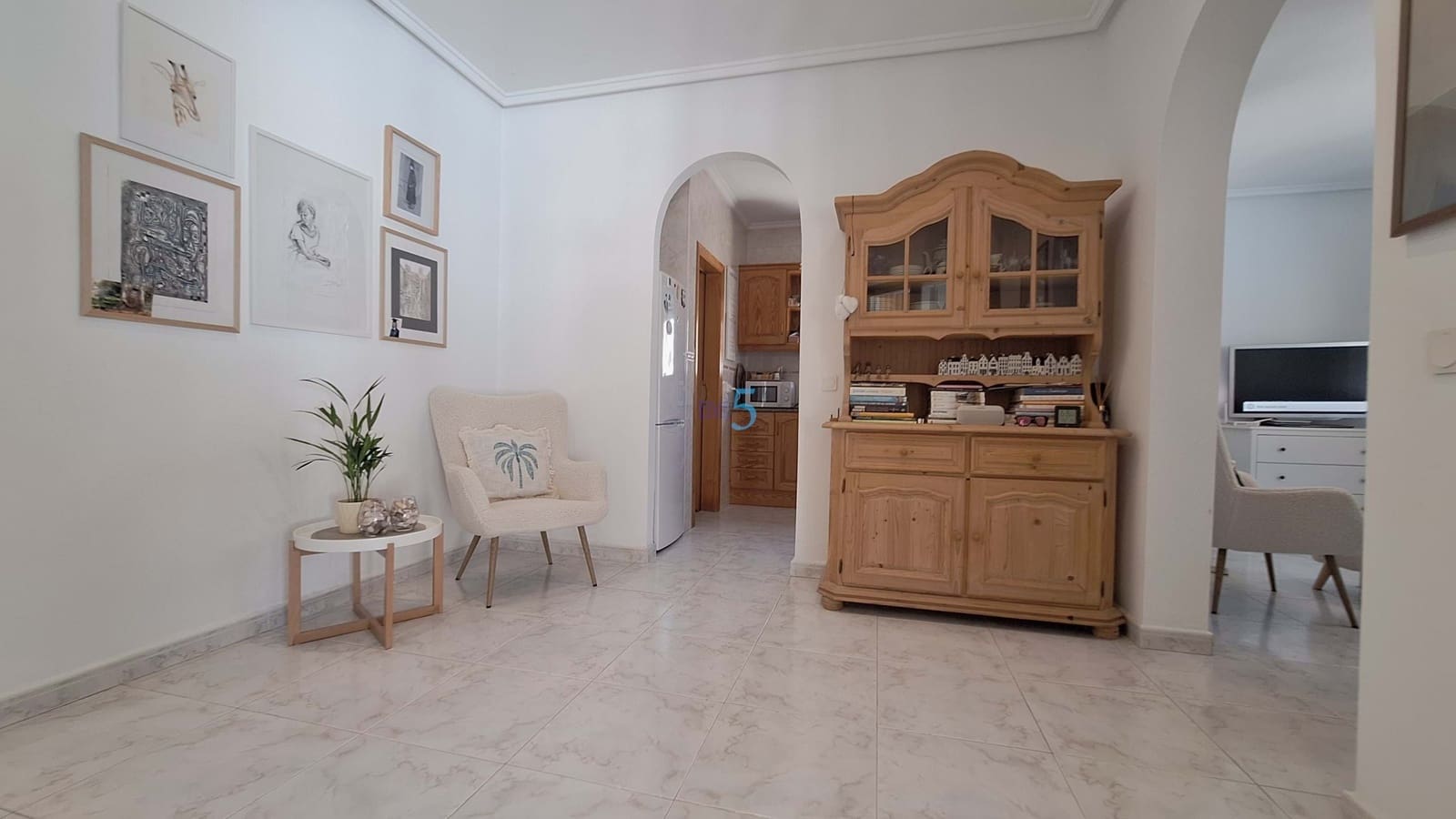 2 sovrum Villa till salu i Torrevieja med pool garage - 327 000 € (Ref: 9854531)