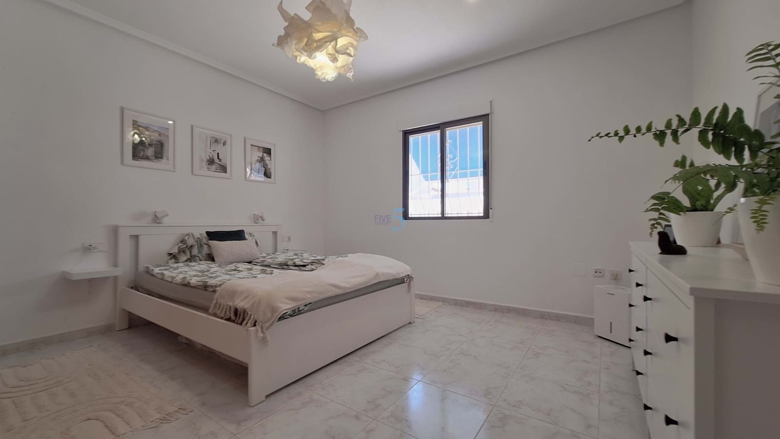 2 sovrum Villa till salu i Torrevieja med pool garage - 327 000 € (Ref: 9854531)