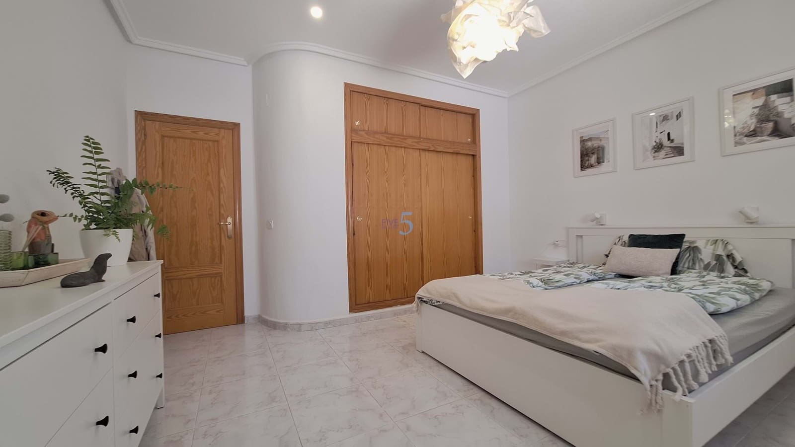 2 sovrum Villa till salu i Torrevieja med pool garage - 327 000 € (Ref: 9854531)