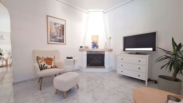 2 sovrum Villa till salu i Torrevieja med pool garage - 327 000 € (Ref: 9854531)