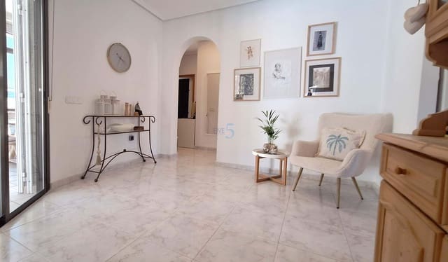 2 sovrum Villa till salu i Torrevieja med pool garage - 327 000 € (Ref: 9854531)