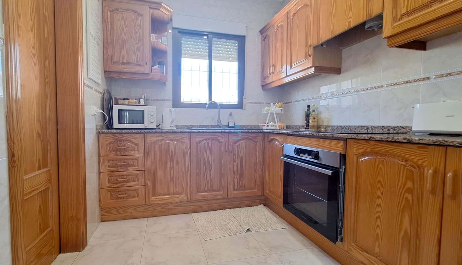 2 sovrum Villa till salu i Torrevieja med pool garage - 327 000 € (Ref: 9854531)