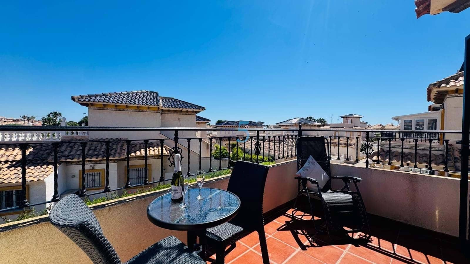 2 soveværelse Byhus til salg i Cabo Roig med swimmingpool garage - € 234.900 (Ref: 9854532)