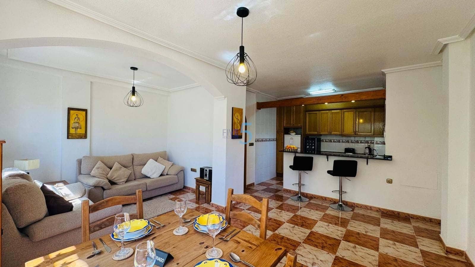 2 soveværelse Byhus til salg i Cabo Roig med swimmingpool garage - € 234.900 (Ref: 9854532)