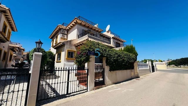 2 soveværelse Byhus til salg i Cabo Roig, Orihuela med swimmingpool garage - € 234.900 (Ref: 9854532)