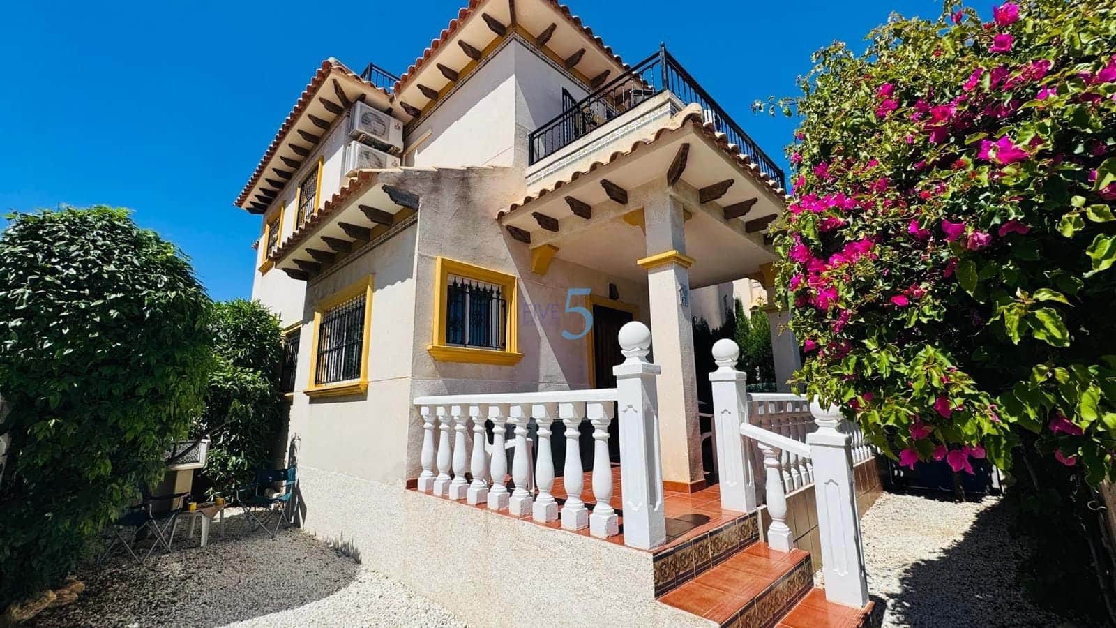 2 soveværelse Byhus til salg i Cabo Roig med swimmingpool garage - € 234.900 (Ref: 9854532)