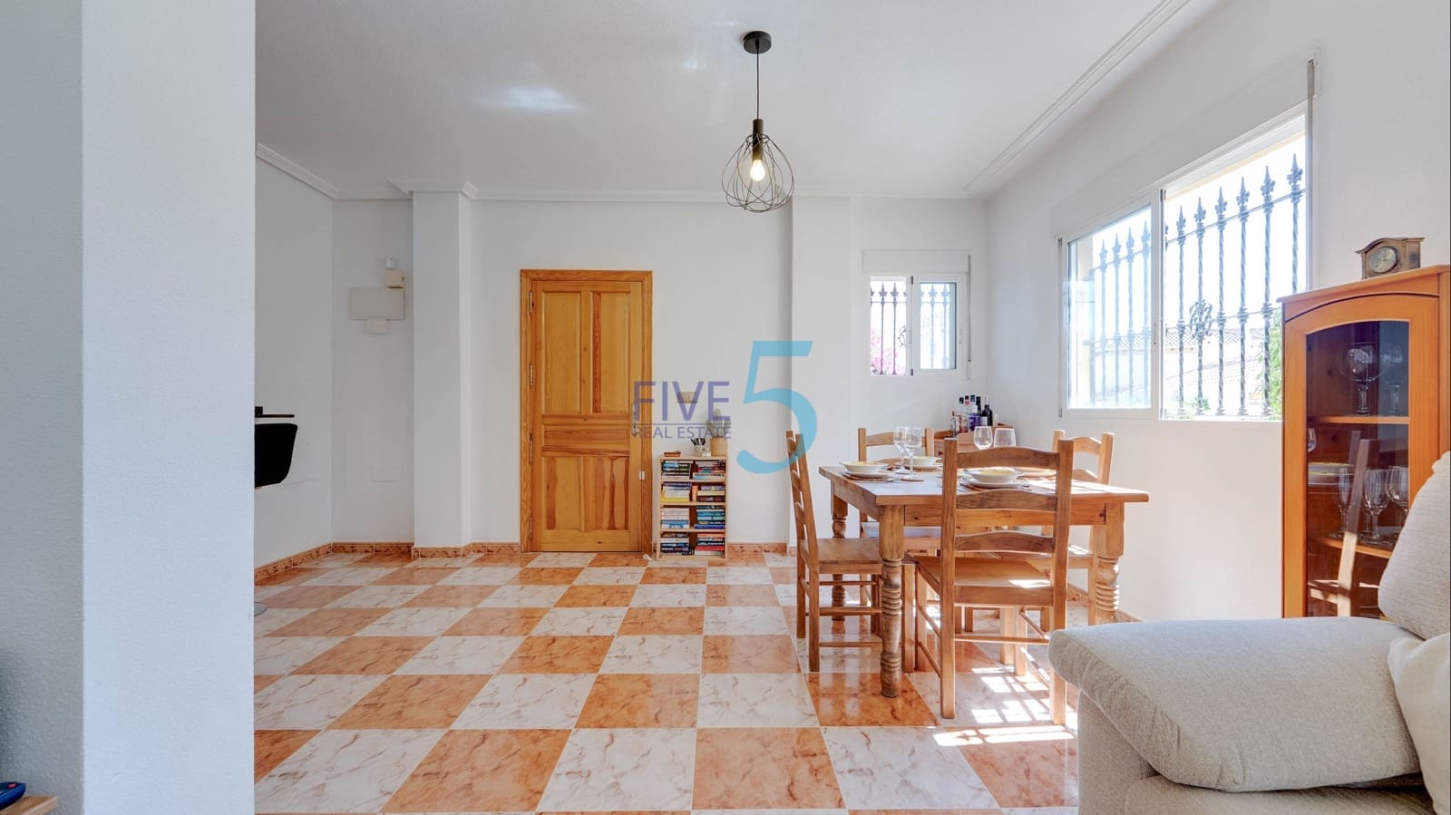 2 sypialnia Dom na sprzedaż w Cabo Roig z basenem garażem - 234 900 € (Ref: 9854532)