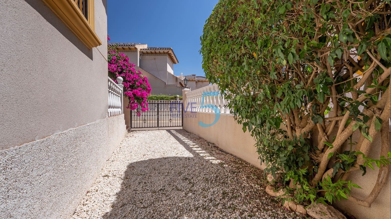 2 sypialnia Dom na sprzedaż w Cabo Roig z basenem garażem - 234 900 € (Ref: 9854532)