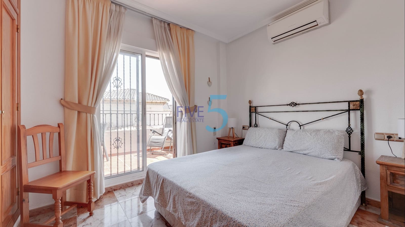 2 sypialnia Dom na sprzedaż w Cabo Roig z basenem garażem - 234 900 € (Ref: 9854532)