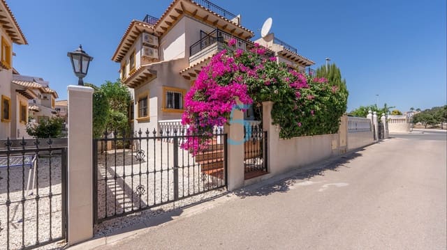 2 slaapkamer Huis te koop in Cabo Roig, Orihuela met zwembad garage - € 234.900 (Ref: 9854532)