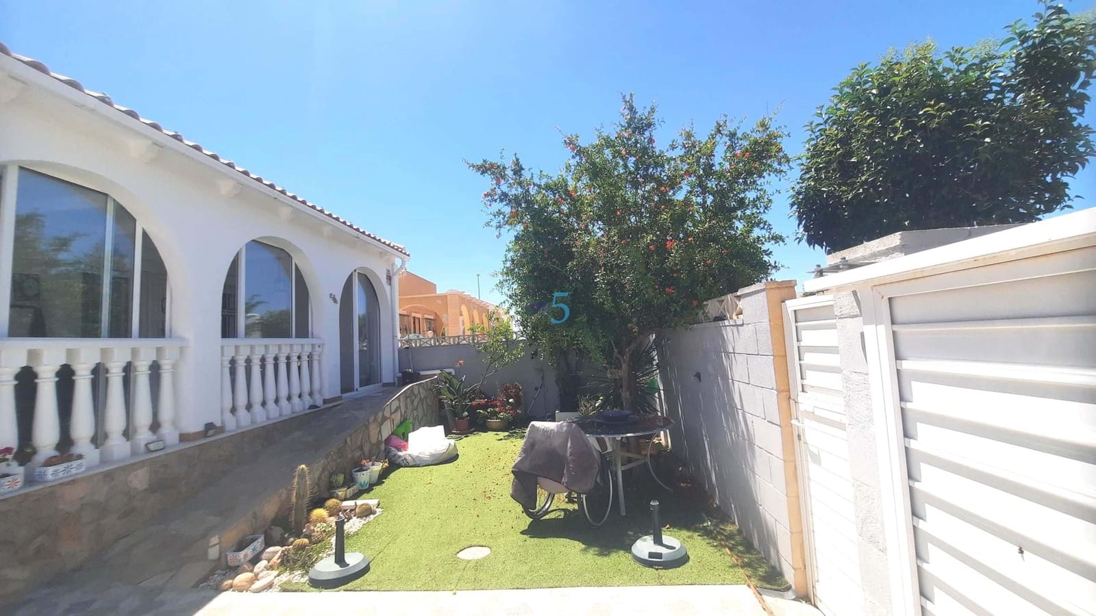2 soveværelse Villa til salg i Balsicas med swimmingpool garage - € 189.900 (Ref: 9856055)