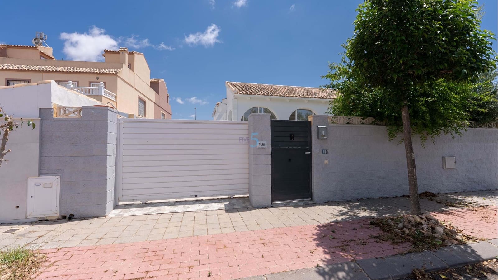 2 soveværelse Villa til salg i Balsicas med swimmingpool garage - € 189.900 (Ref: 9856055)