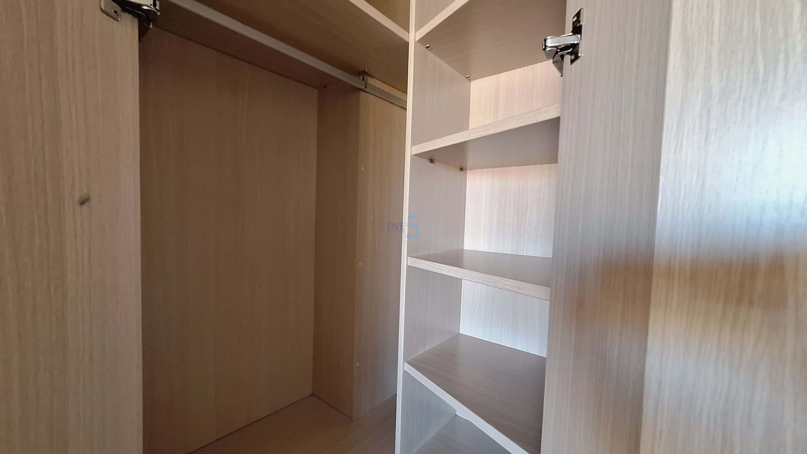 2 bedroom Apartment for sale in Los Montesinos with pool garage - € 125,000 (Ref: 9856056)
