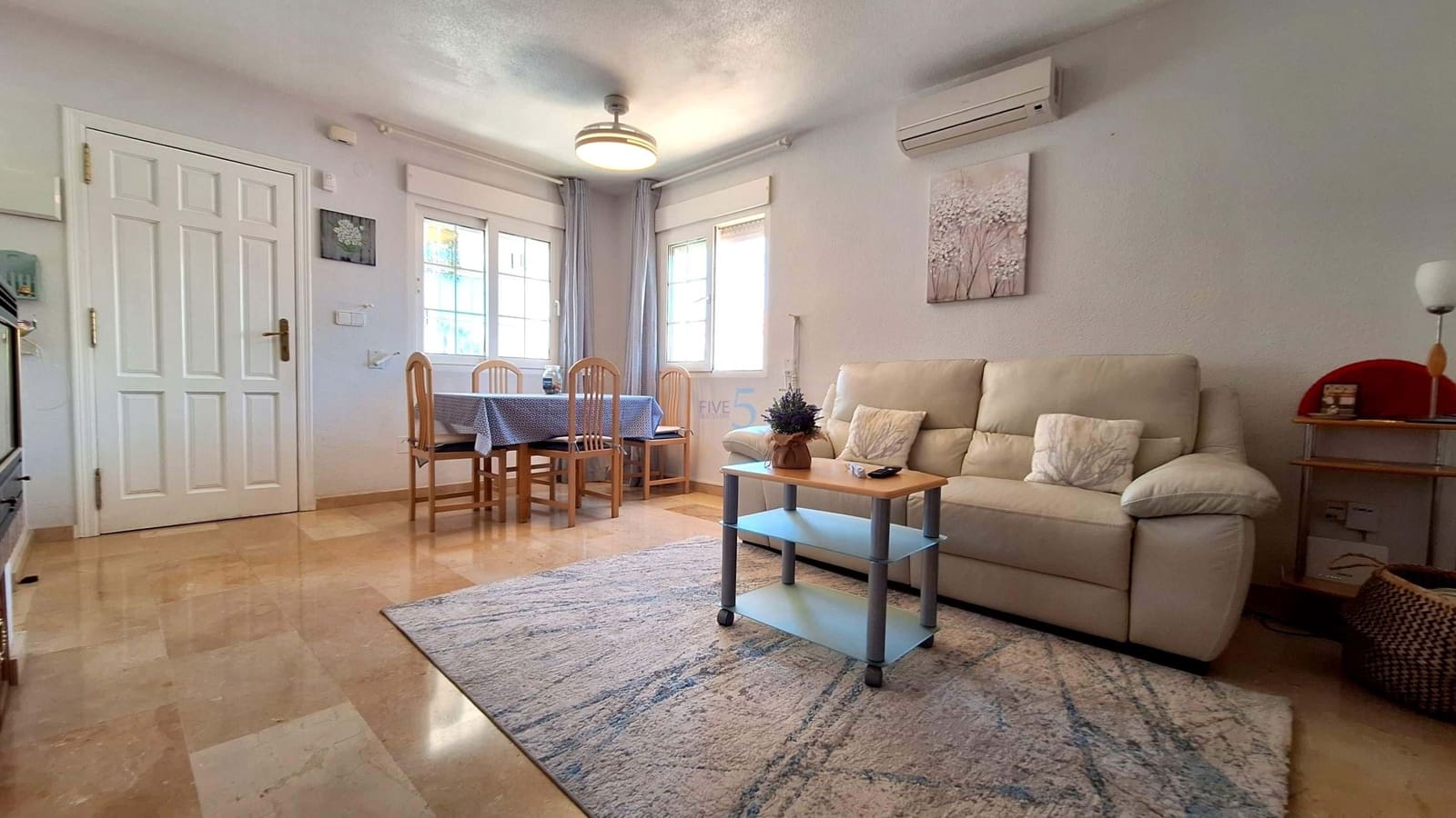 3 sypialnia Dom blizniak na sprzedaż w Playa Flamenca z basenem garażem - 257 000 € (Ref: 9858724)