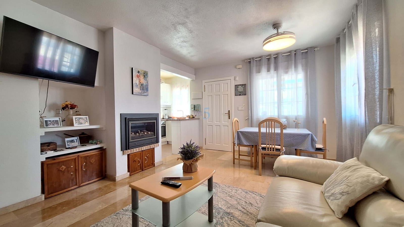 3 sypialnia Dom blizniak na sprzedaż w Playa Flamenca z basenem garażem - 257 000 € (Ref: 9858724)