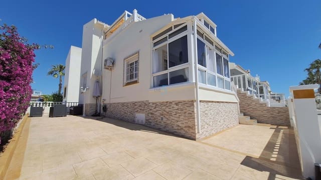 3 sypialnia Dom blizniak na sprzedaż w Playa Flamenca, Orihuela z basenem garażem - 257 000 € (Ref: 9858724)