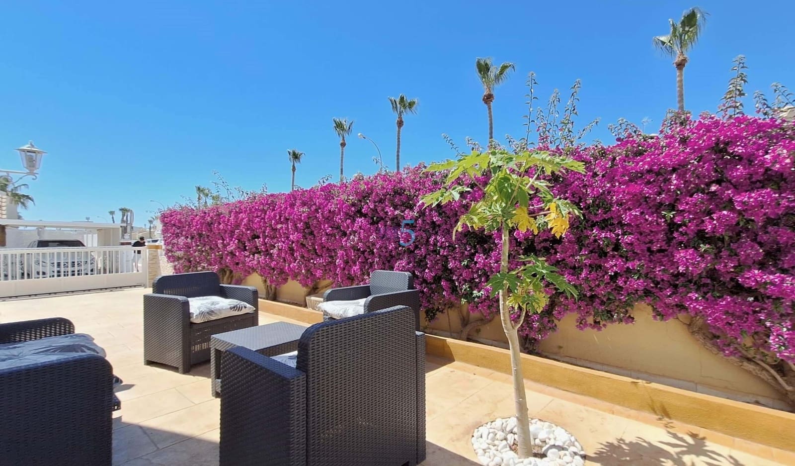3 sypialnia Dom blizniak na sprzedaż w Playa Flamenca z basenem garażem - 257 000 € (Ref: 9858724)