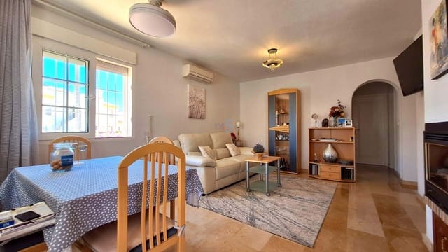 3 sypialnia Dom blizniak na sprzedaż w Playa Flamenca, Orihuela z basenem garażem - 257 000 € (Ref: 9858724)