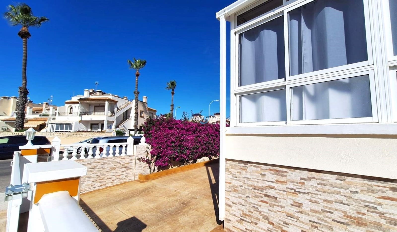 3 bedroom Semi-detached Villa for sale in Playa Flamenca with pool garage - € 259,995 (Ref: 9858724)