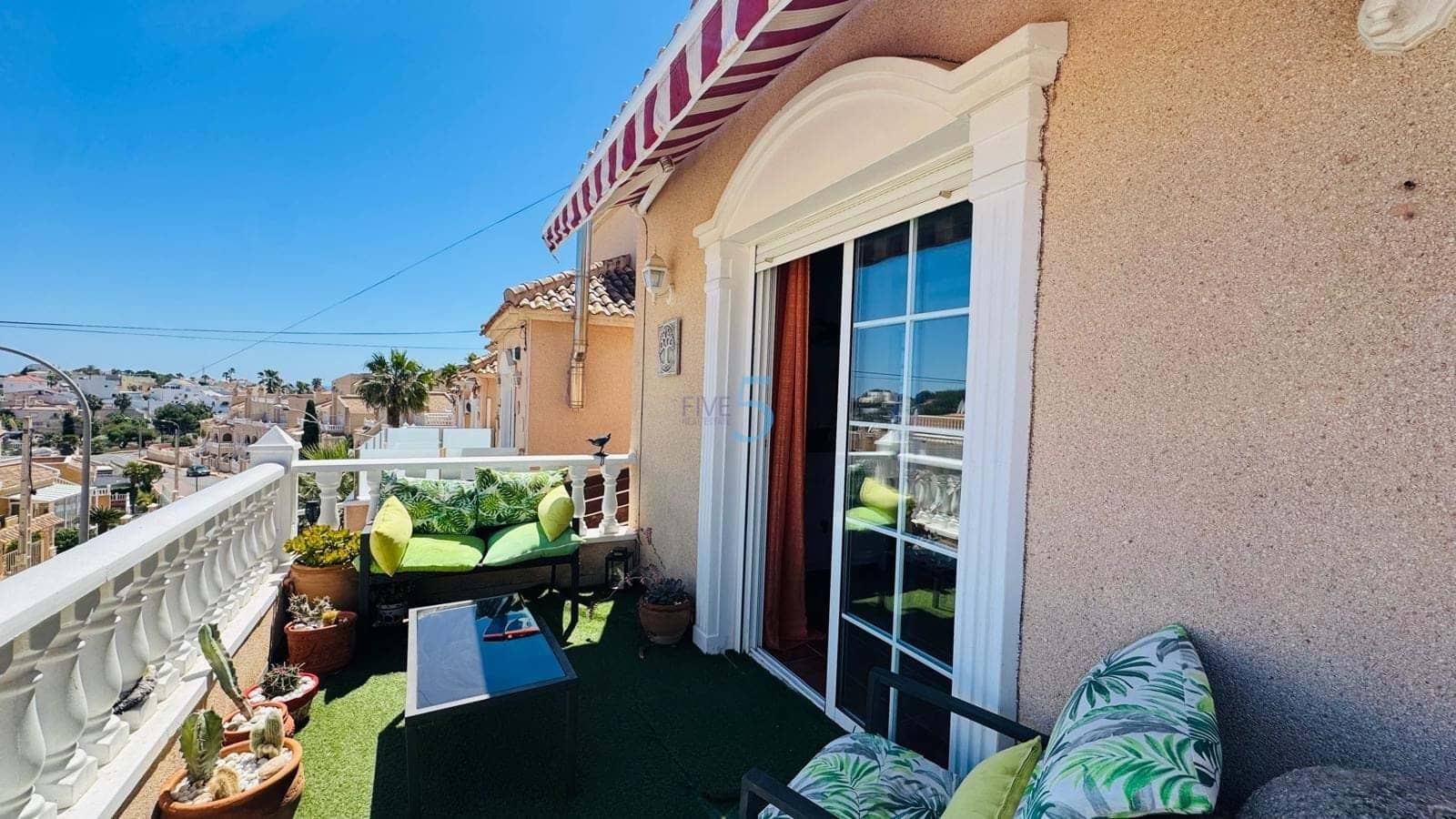 3 sypialnia Willa na sprzedaż w Villamartin z garażem - 229 900 € (Ref: 9858725)