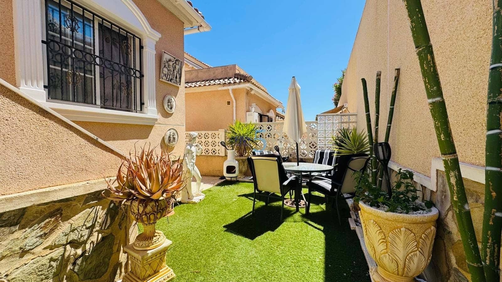 3 sypialnia Willa na sprzedaż w Villamartin z garażem - 229 900 € (Ref: 9858725)