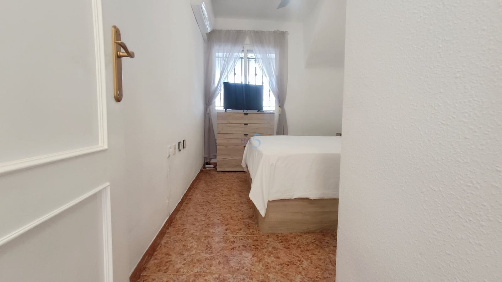 2 soverom Leilighet til salgs i Vistabella med svømmebasseng garasje - € 130 000 (Ref: 9858727)