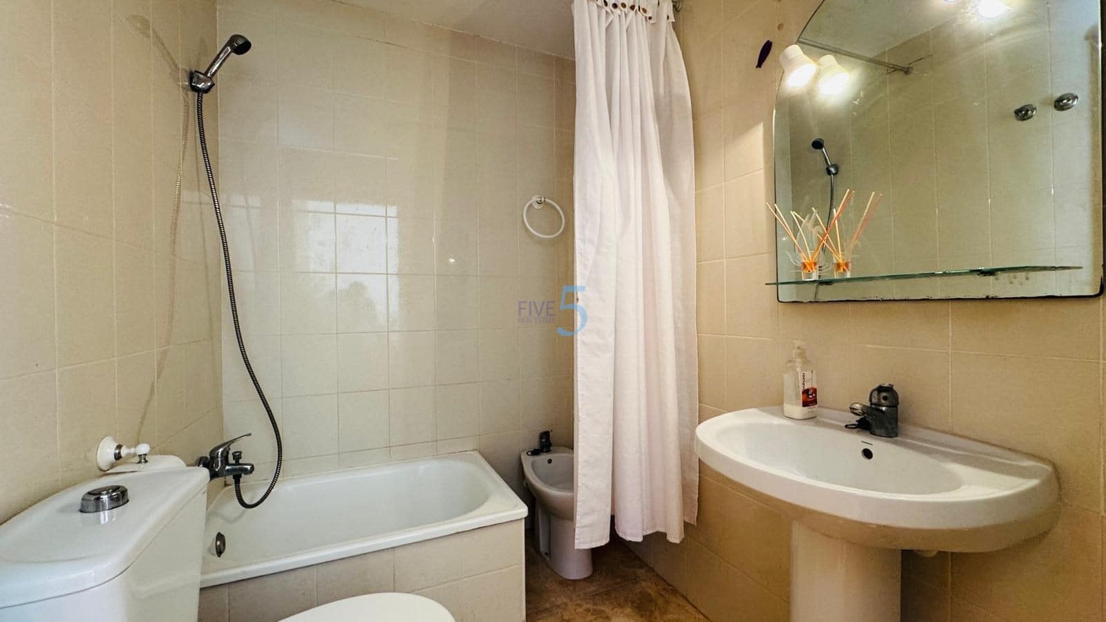 1 soverom Leilighet til salgs i Torrevieja - € 115 000 (Ref: 9863575)