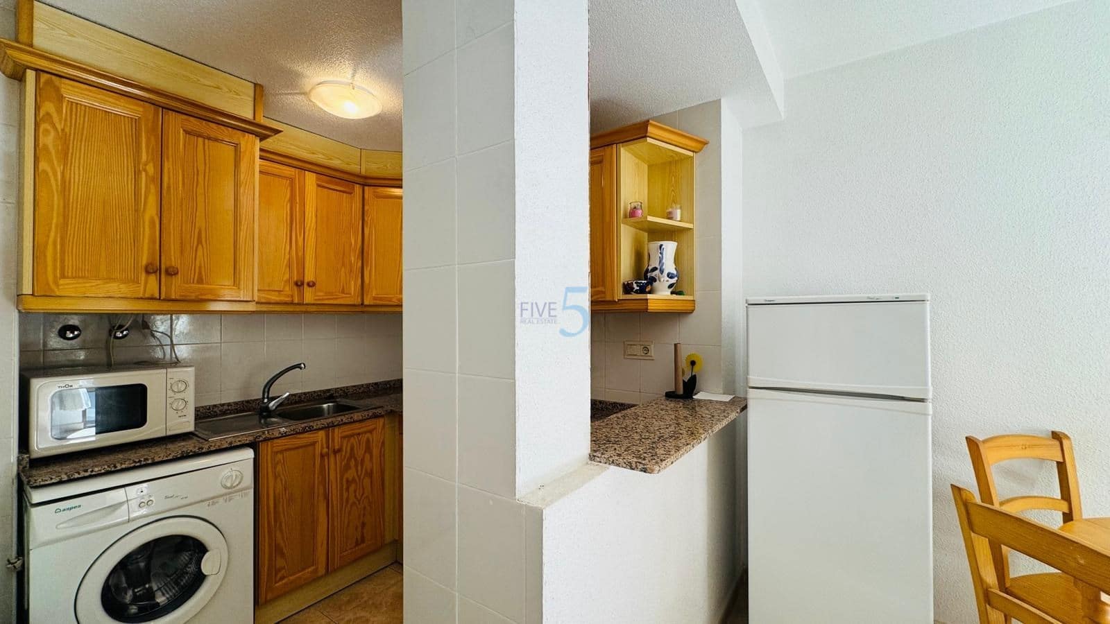 1 soverom Leilighet til salgs i Torrevieja - € 115 000 (Ref: 9863575)