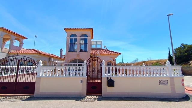 3 soverom Villa til salgs i Lo Crispin, Algorfa med svømmebasseng - € 225 000 (Ref: 9863672)