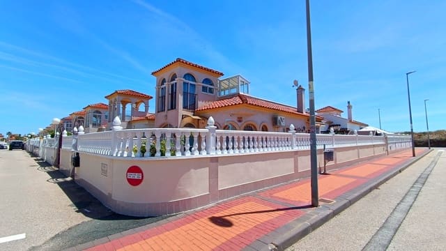3 soverom Villa til salgs i Lo Crispin, Algorfa med svømmebasseng - € 225 000 (Ref: 9863672)