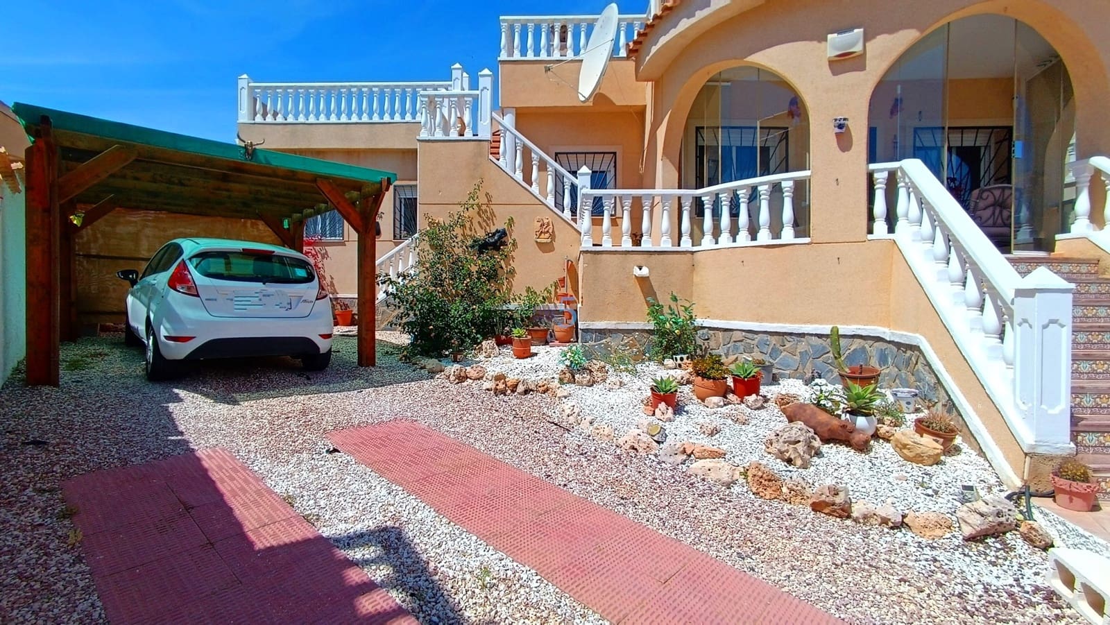 3 Zimmer Villa zu verkaufen in Ciudad Quesada mit Pool - 249.995 € (Ref: 9863862)
