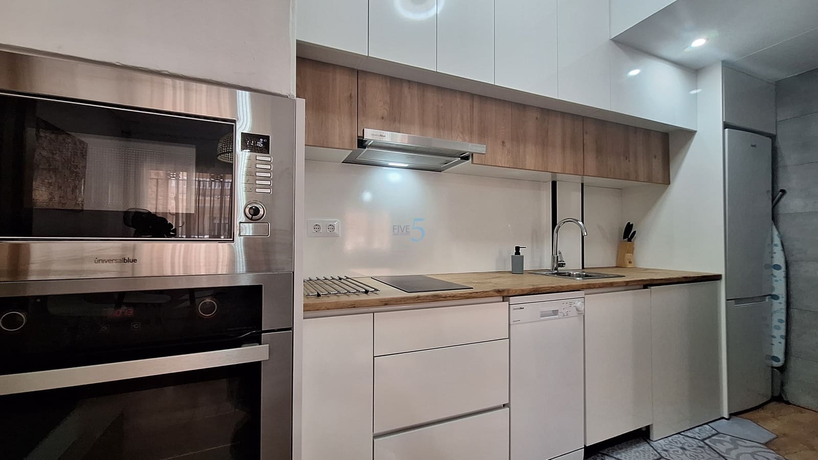 3 sypialnia Dom na sprzedaż w Playa Flamenca z basenem garażem - 285 000 € (Ref: 9863863)