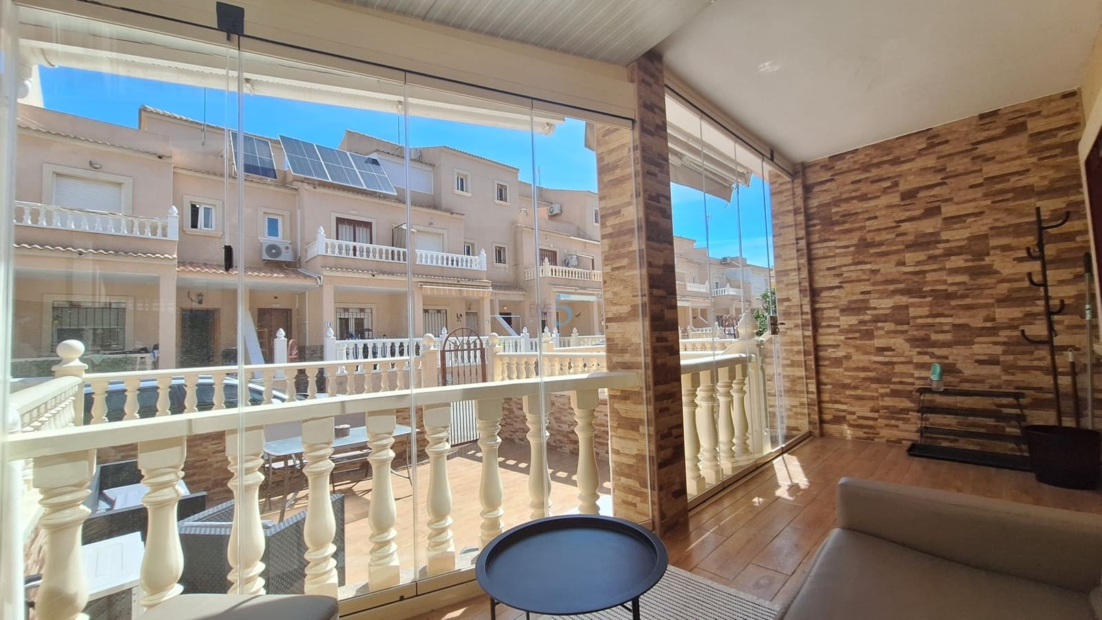 3 sypialnia Dom na sprzedaż w Playa Flamenca z basenem garażem - 285 000 € (Ref: 9863863)