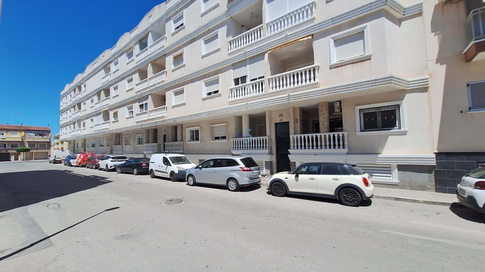 2 bedroom Apartment for sale in Formentera del Segura with pool - € 97,900 (Ref: 9867598)